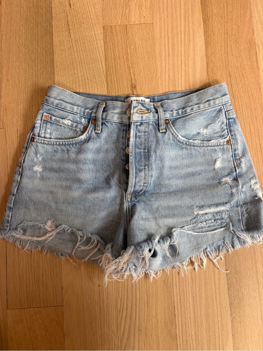 AGOLDE  denim shorts size 25 light wash